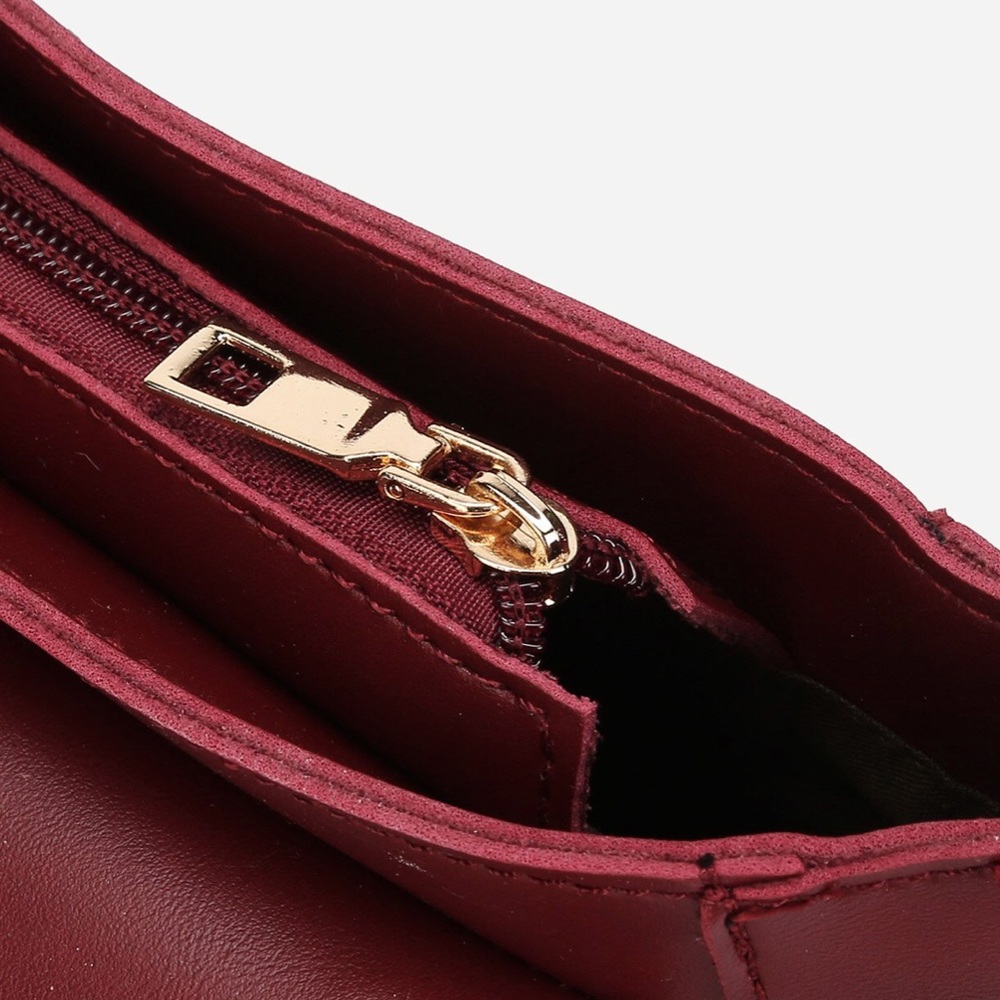 ARYA TARA • Tassel Detail Flap PU Crossbody Bag - Picture 3 of 6